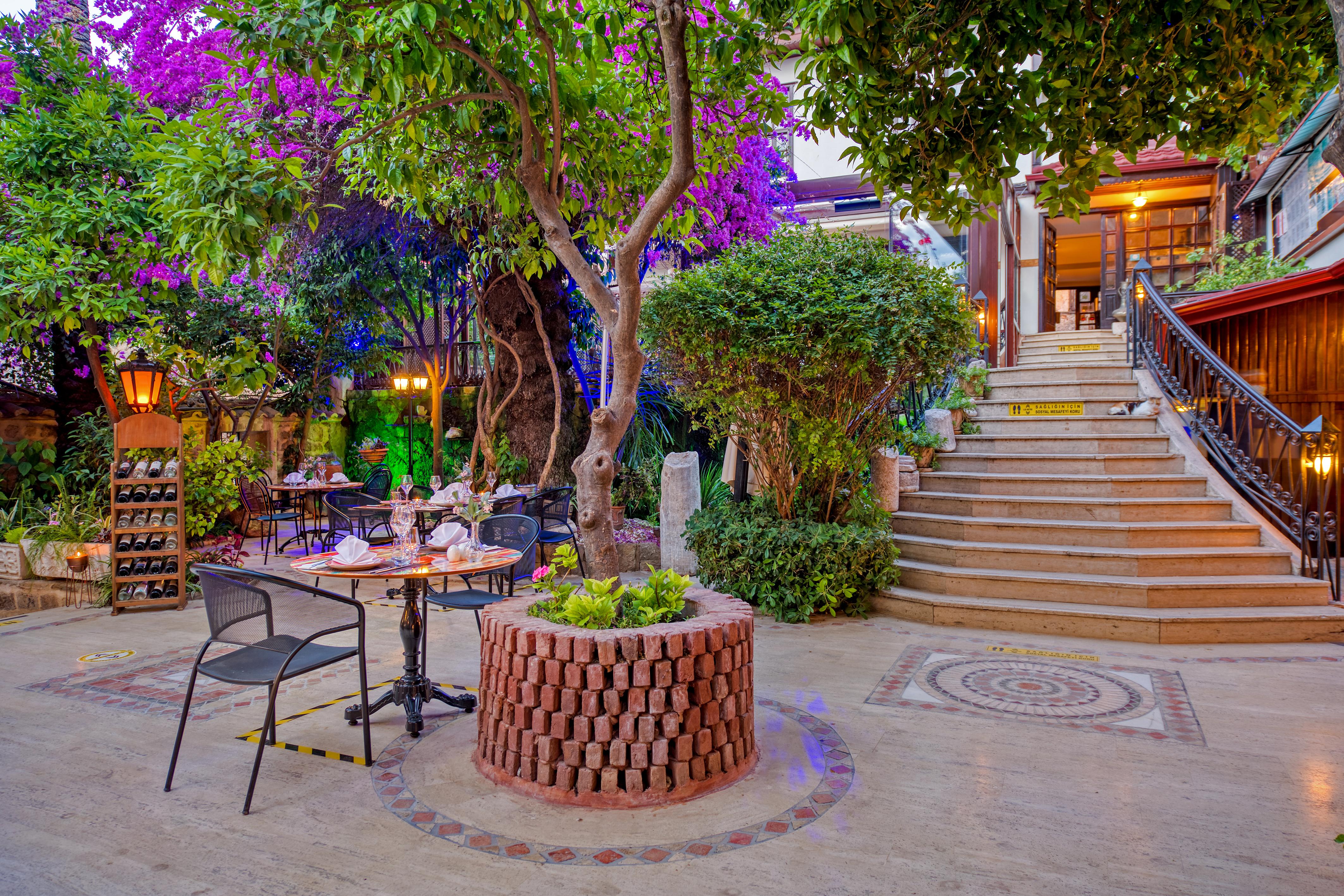 Dogan Hotel Antalya Exteriör bild